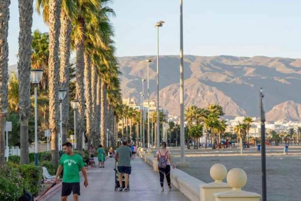Ferienwohnung Vacaciones En La Playa Roquetas de Mar Exterior foto